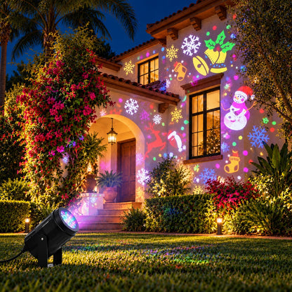 Casa de noche con el proyector